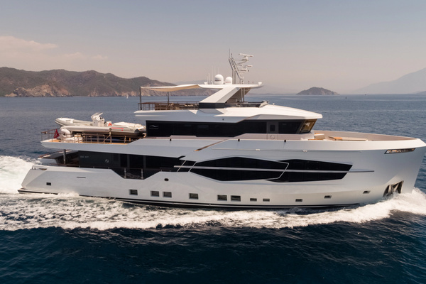 105-ft-Numarine-2027-32XP-NUMARINE 32XP Istanbul  Turkey  yacht for sale