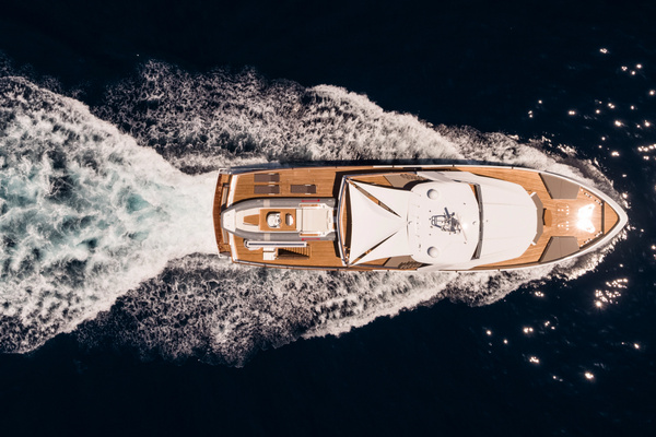 2027Numarine 105 ft 32XP   NUMARINE 32XP
