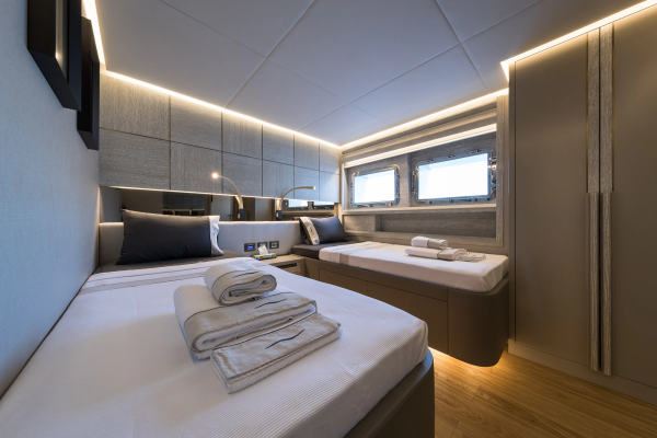 NUMARINE 32XP 105ft Numarine Yacht For Sale
