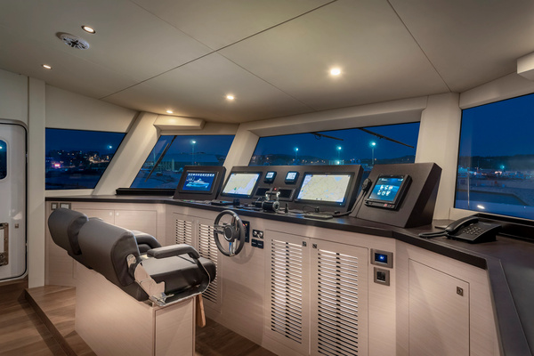 2027Numarine 105 ft 32XP   NUMARINE 32XP