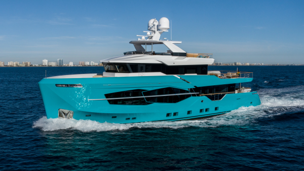 NUMARINE 32XP 105ft Numarine Yacht For Sale