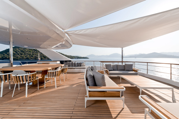 NUMARINE 32XP 105ft Numarine Yacht For Sale
