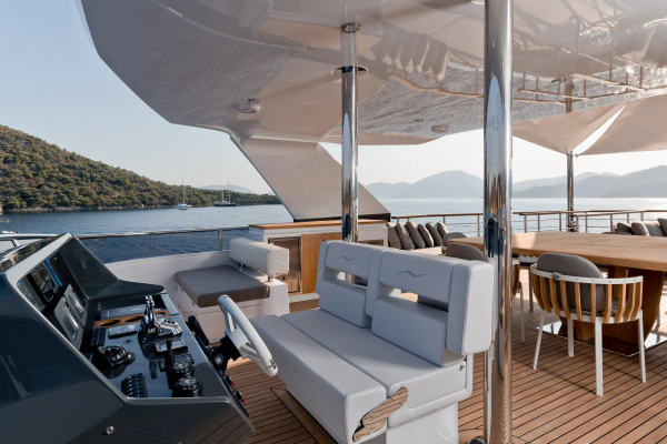 NUMARINE 32XP 105ft Numarine Yacht For Sale