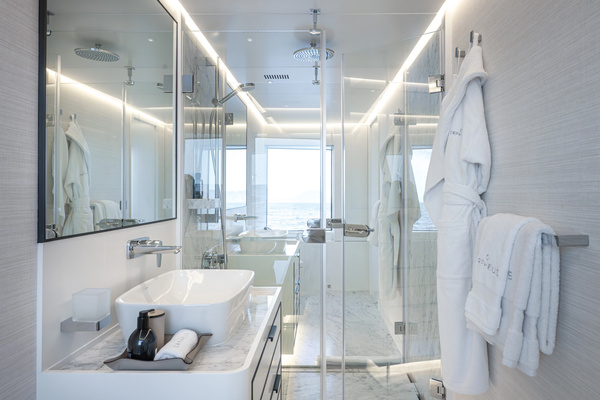 2027Numarine 121 ft 37XP   NUMARINE 37XP 21
