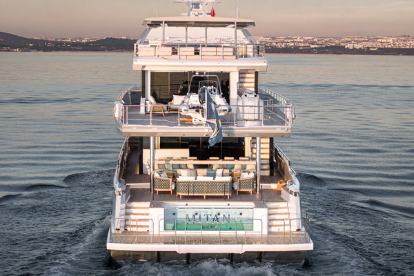 2027Numarine 131 ft 40MXP   NUMARINE 40MXP