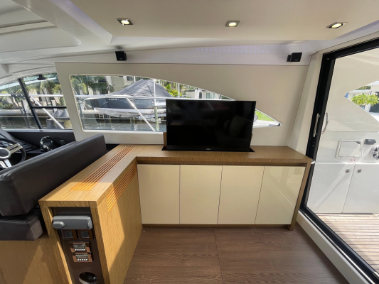 OASIS 49ft Beneteau Yacht For Sale