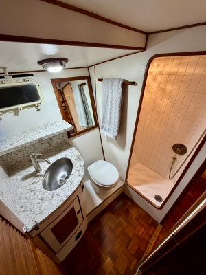 Ocean Jewel 50ft Ocean Alexander Yacht For Sale