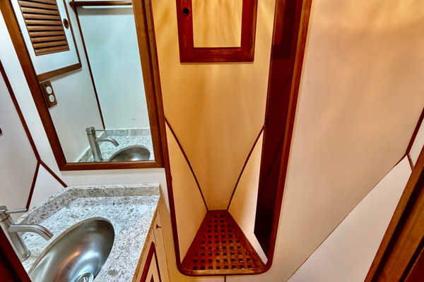 Ocean Jewel 50ft Ocean Alexander Yacht For Sale