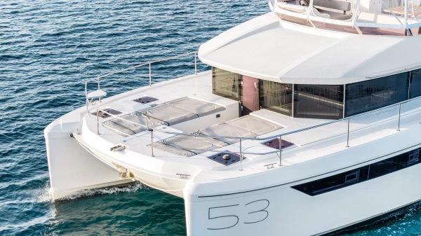 2021 Leopard 53