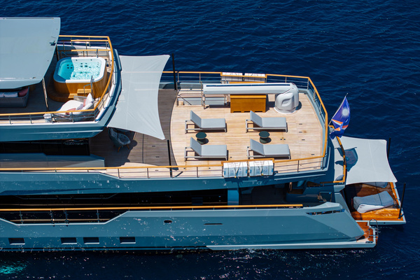 Photo of the 2023 Numarine 37XP "OSCAR"