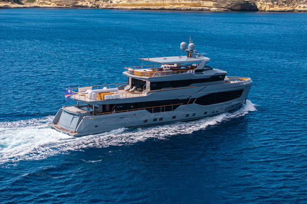Photo of the 2023 Numarine 37XP "OSCAR"