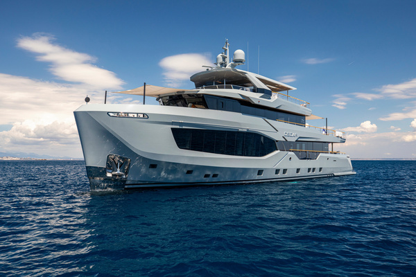 Photo of the 2023 Numarine 37XP "OSCAR"