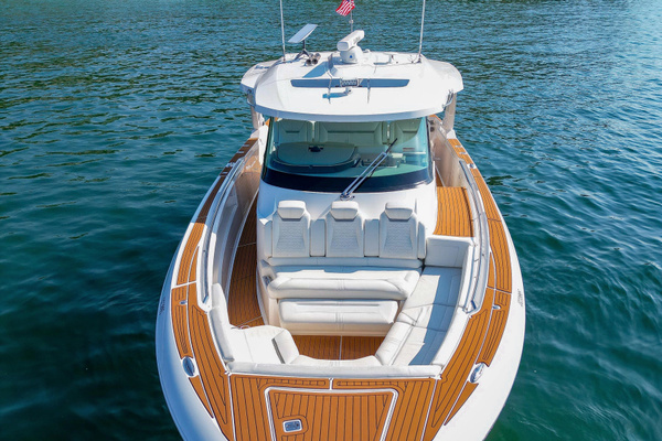 2022 Tiara Yachts 43