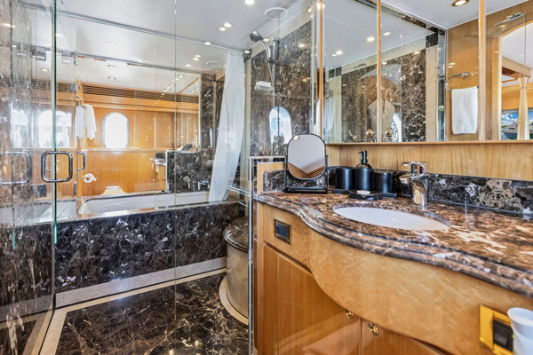 Hargrave 100 Yacht For Sale