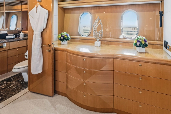 Hargrave 100 Yacht For Sale