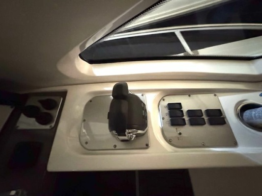 54ft Cruisers Yachts Yacht For Sale