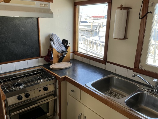 47ft Custom Yacht For Sale