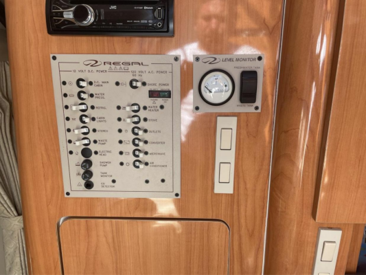 26ft Regal Yacht For Sale