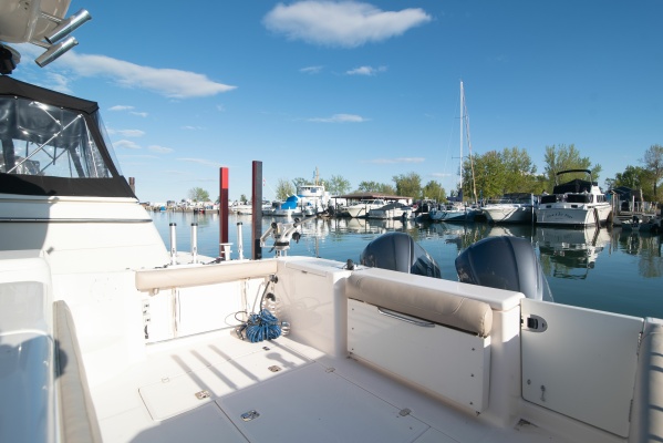 34ft Pursuit Yacht For Sale