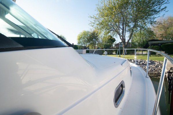 34ft Pursuit Yacht For Sale