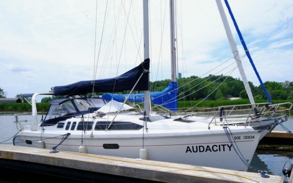 34ft Hunter Yacht For Sale