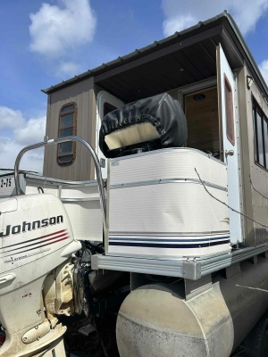 22ft Houseboat Yacht For Sale