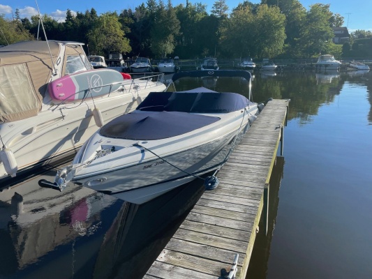 29ft Cobalt Yacht For Sale