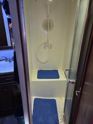 48ft Uniflite Yacht For Sale