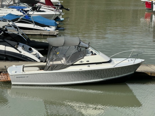 20ft Bertram Yacht For Sale