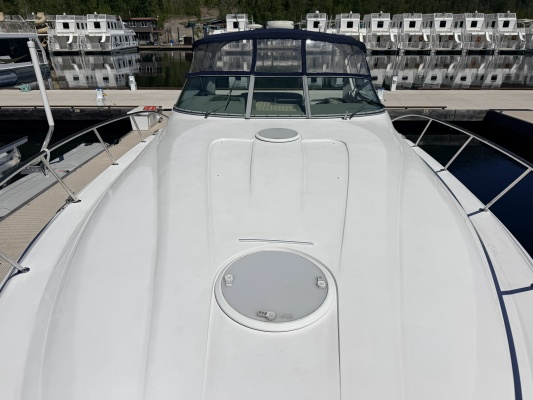 37ft Larson Yacht For Sale