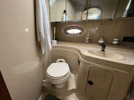 34ft Cruisers Yachts Yacht For Sale
