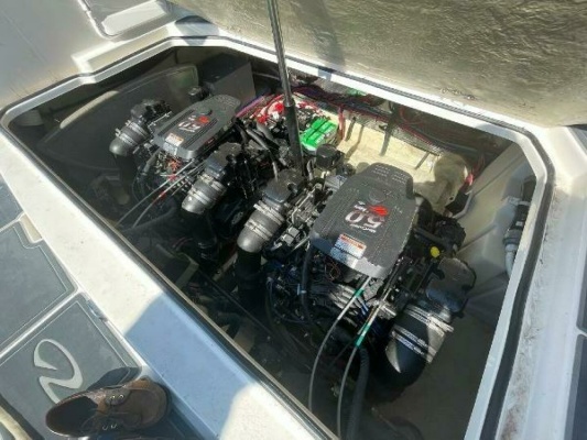 30ft Regal Yacht For Sale