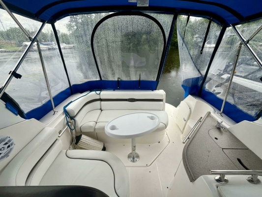 26ft Rinker Yacht For Sale