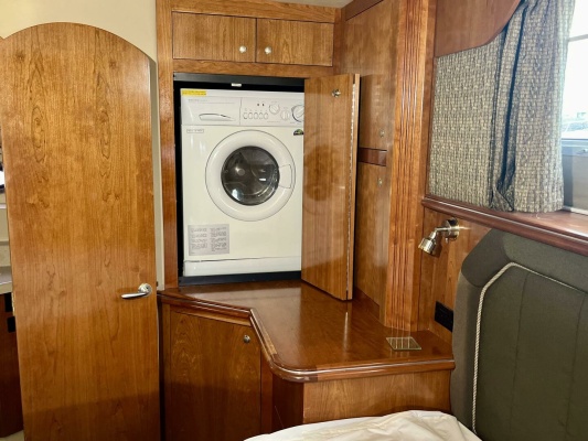 40ft Cruisers Yachts Yacht For Sale