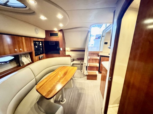 34ft Cruisers Yachts Yacht For Sale