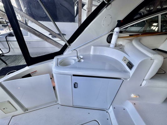 34ft Cruisers Yachts Yacht For Sale