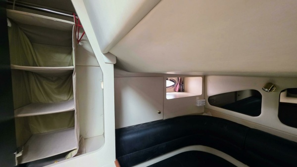 33ft Cruisers Yachts Yacht For Sale