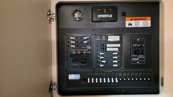 33ft Cruisers Yachts Yacht For Sale