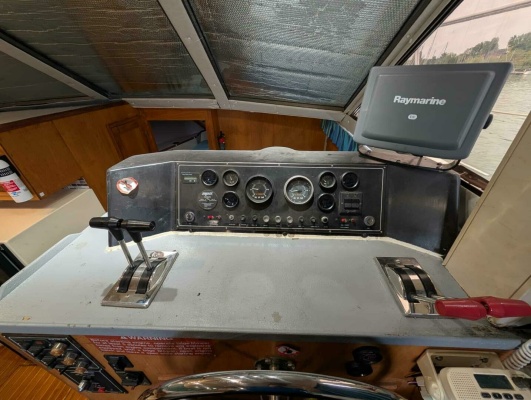 39ft Symbol Yacht For Sale
