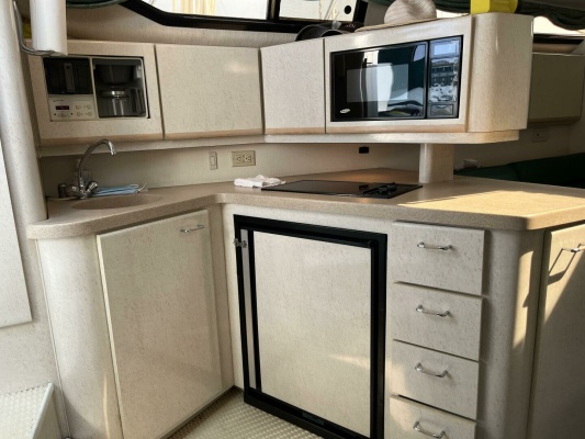 36ft Wellcraft Yacht For Sale