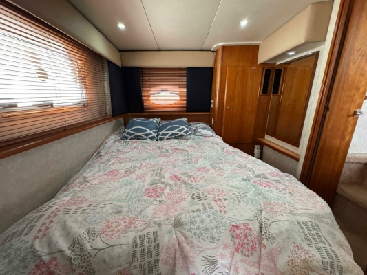 35ft Silverton Yacht For Sale