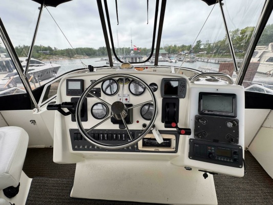 35ft Silverton Yacht For Sale