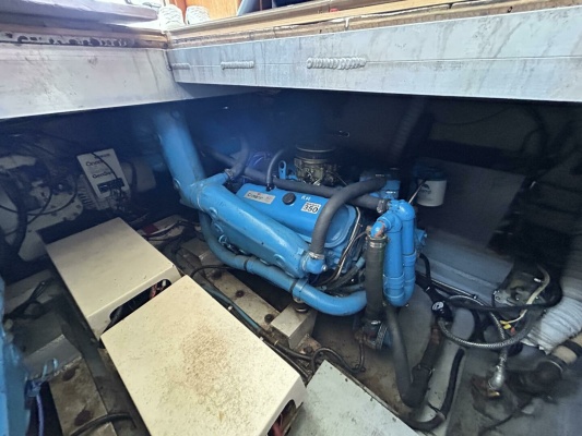 36ft Hatteras Yacht For Sale