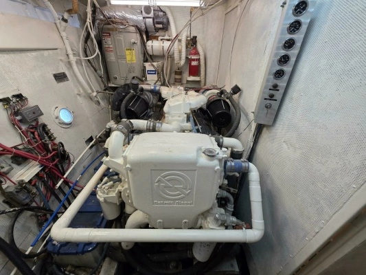 Chris-Craft Roamer 60 Yacht For Sale