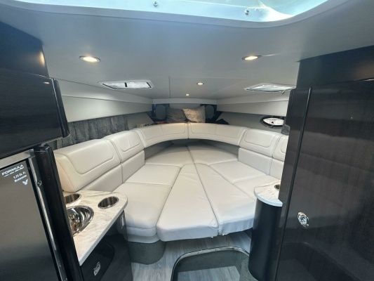 31ft Formula Yacht For Sale