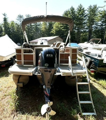 21ft Bennington Yacht For Sale