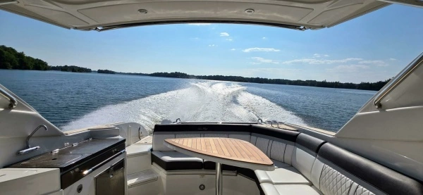 Sea Ray 350 SLX Yacht For Sale
