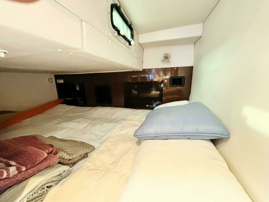 25ft Four Winns Yacht For Sale