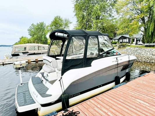 25ft Four Winns Yacht For Sale