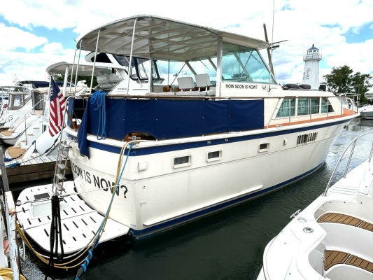 43ft Hatteras Yacht For Sale